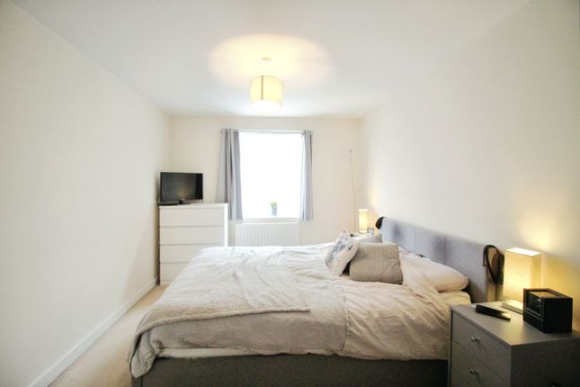 Flat for sale in Turner Court, High Street, Berkhamsted, Hertfordshire