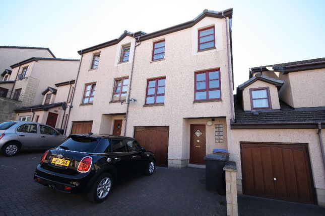 Thumbnail Town house to rent in Larch Street, City Centre, Dundee