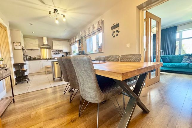 Dining Kitchen 3