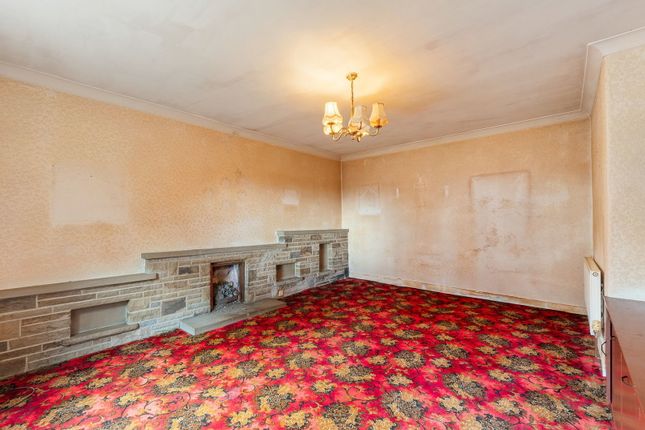 9, Long Lane, Bradford photo 2