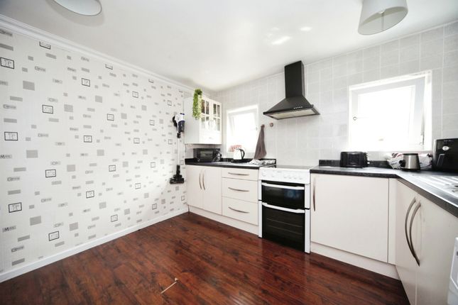 9, Harrowden Court, Harrowden Road, Luton photo 3