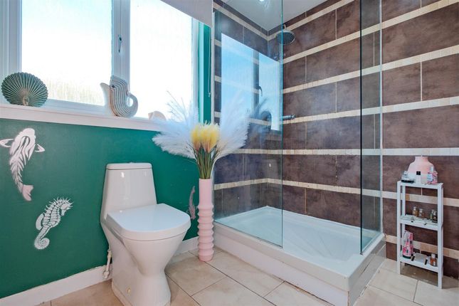 Main Bedroom Ensuite