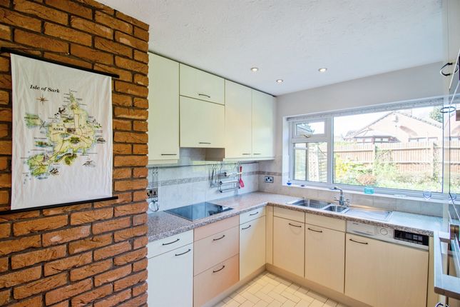 12, Bott Road, Coventry photo 3