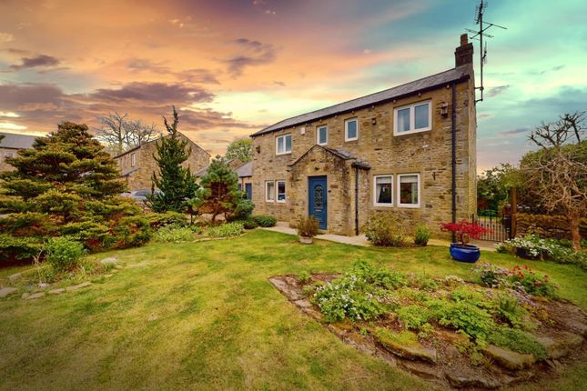 Detached house for sale in Beech Court, Hellifield, Skipton