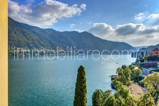 Thumbnail Apartment for sale in Moltrasio Como, Lombardy, Italy