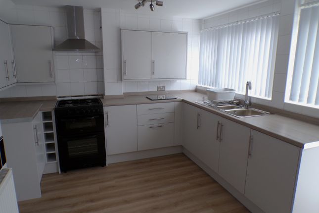 2, Laurel Drive, Cannock photo 4