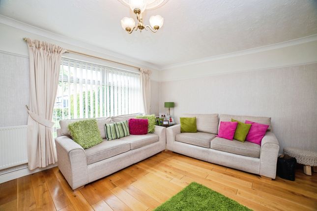 10, Cheriton Close, Nottinghamshire photo 2