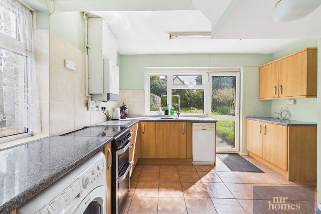 183, Grand Avenue, Cardiff photo 3