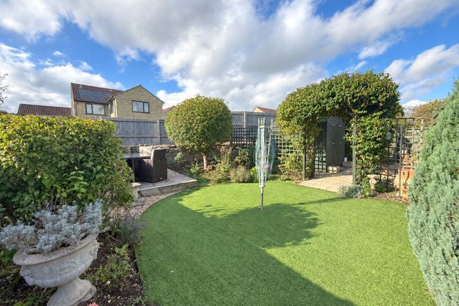 14, Budbury Close, Bradford On Avon photo 3