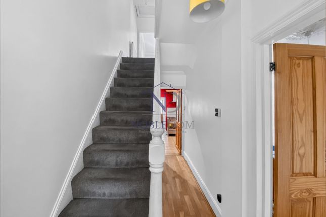 57 Bulstrode Road, Hounslow photo 2