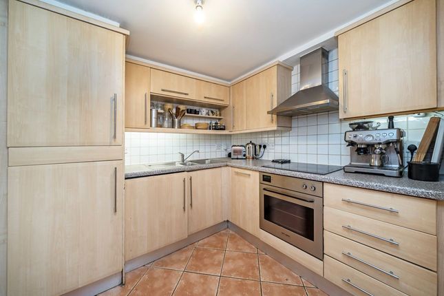 Flat 143, North Block, 1C, Belvedere Road, London photo 4