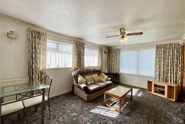 10, Wharncliffe Avenue Aston, Sheffield photo 2