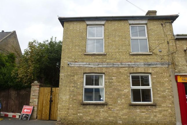 Flat to rent in High Street, Sutton, Ely CB6