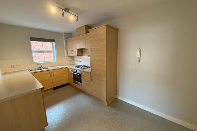 84, Trefoil Gardens, Stourbridge photo 3