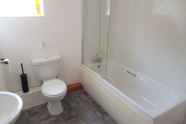 Room to rent in Russell Road, Nottingham