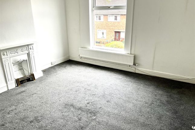 30, Reyner Street, Ashton-Under-Lyne photo 4