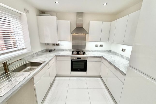 74, Sapphire Drive, Poulton-Le-Fylde photo 4