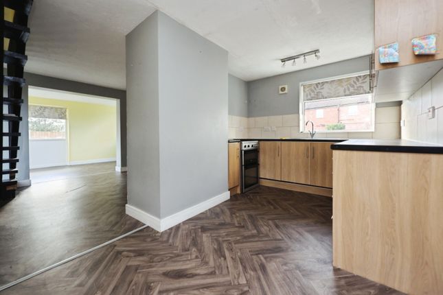 73 Waterford Lane, Cherry Willingham, Lincolnshire photo 3