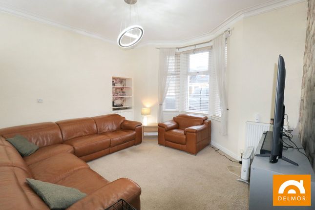 14, Lawrence Street, Buckhaven photo 4