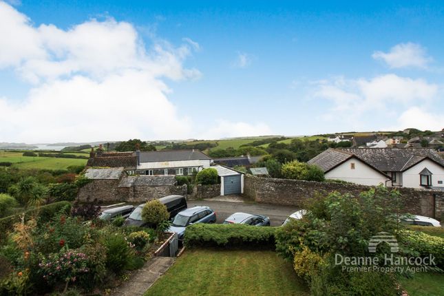 5 West Lane, Torpoint photo 2