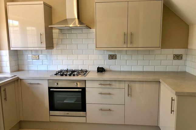 10 Forge Way, Porthcawl photo 3