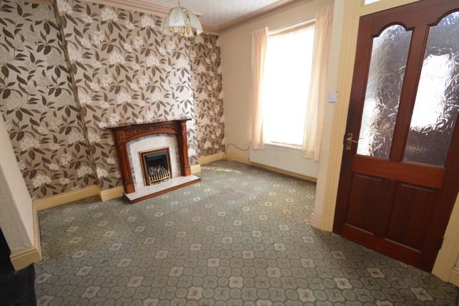 61, Droylsden Road, Audenshaw photo 2