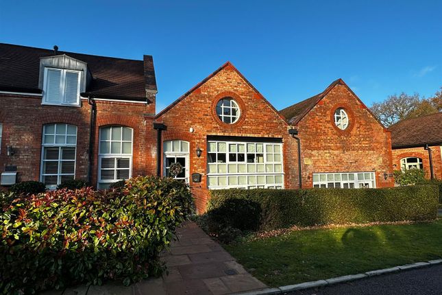 Mews house for sale in Kingswood Park, Kingswood, Frodsham