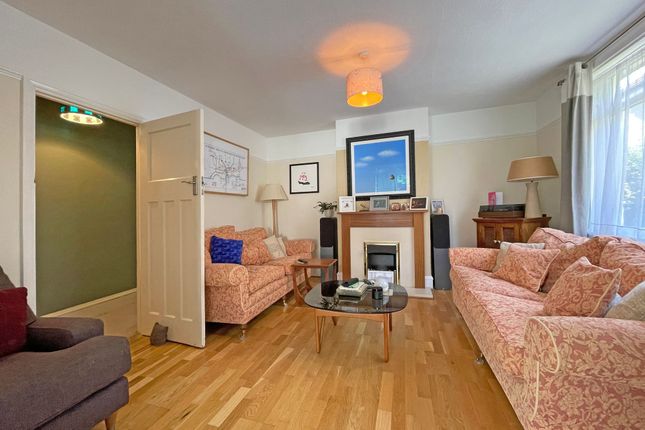6 Corbet Road, Epsom photo 4
