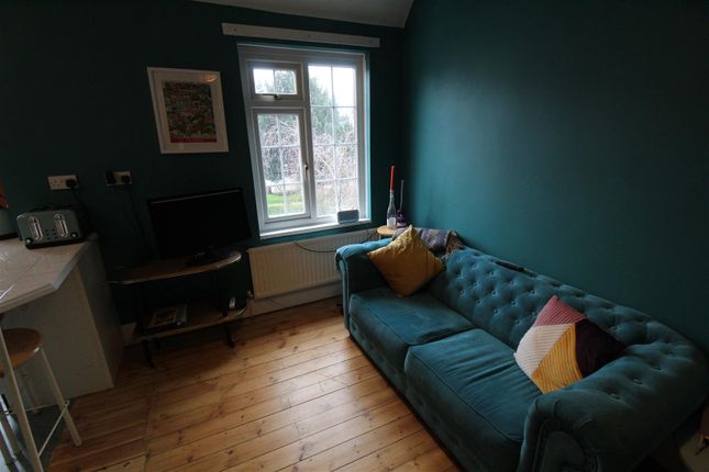 Holbrook Road, Leicester photo 4