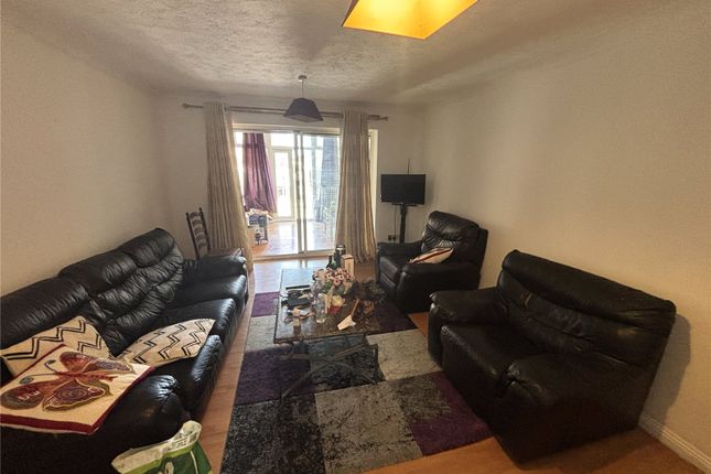 32, Canada Road, Kent photo 2