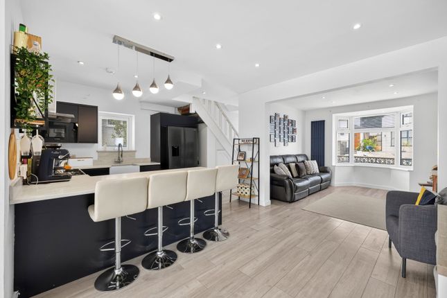21, Summerland Lane, Swansea photo 4