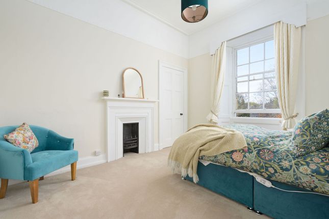 27a Albert Place, Stirling photo 3