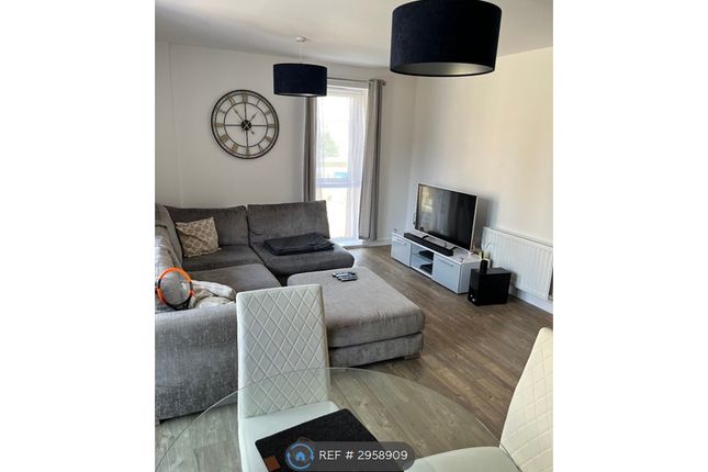 Flat, Sandy House Sackett Road, Barking photo 2