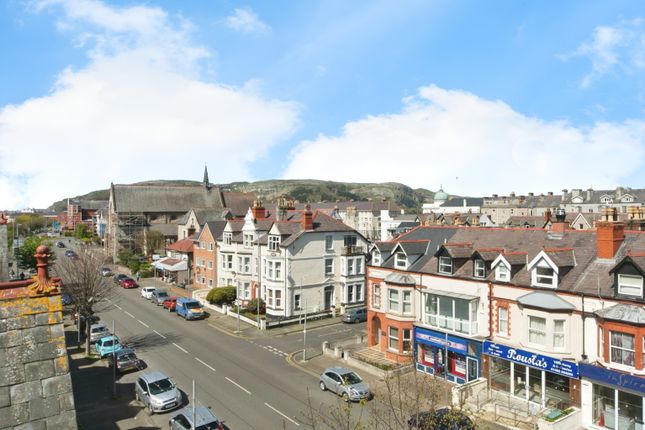 Flat 7, Royal Manor Park, 34, Queens Road, Conwy photo 2