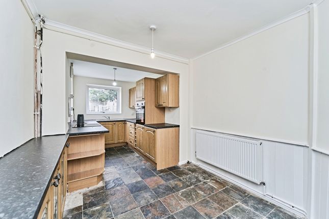 32, Margam Crescent, West Midlands photo 3