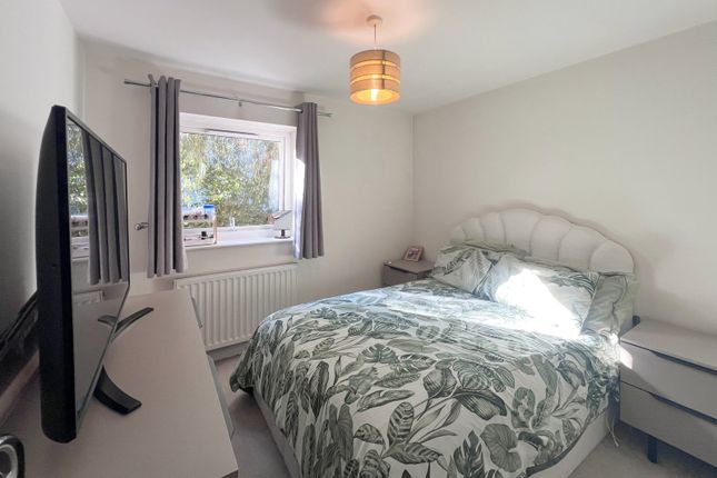 Riverwood Court, 101,Flat 7, Stafford Avenue, Hornchurch photo 4