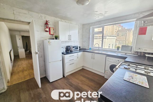 32A, Swansea photo 2