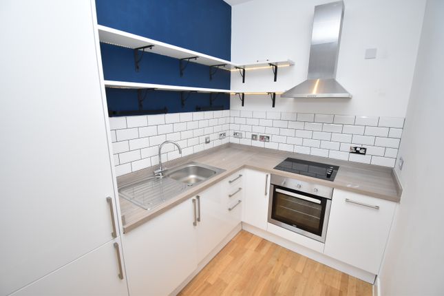 Flat to rent in Providence House, Bartley Way, Hook