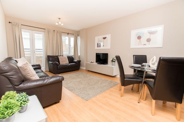 This Very Large And Beautifully Presented One Double Bedroom Apartment Located In Crawley Town Centre.