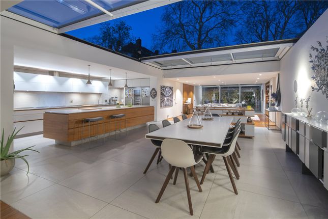 2D, Belsize Park Gardens, London photo 2