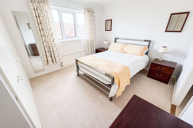 7, Deal Close, Blyth photo 5