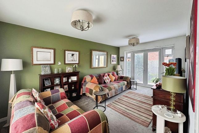 6, Standrop Crescent, Morpeth photo 3