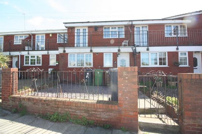 3 bed property for sale in Lakeside View, Great Georges Road, Liverpool