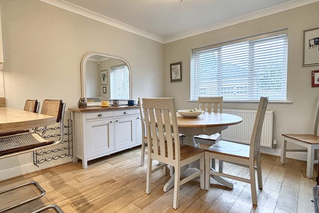19, Havillands Place, Wye photo 4