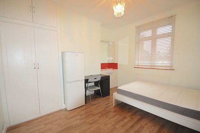 Property to rent in Oxford Road, London
