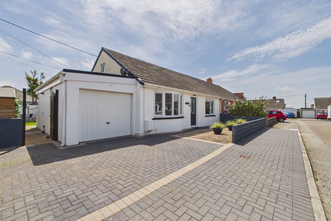 2-bed house on 18 Lowenac Crescent, Connor Downs, Hayle, £300,000