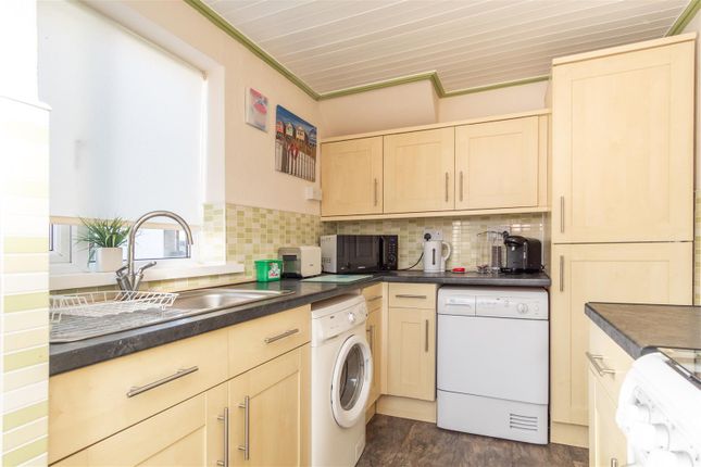 50, Hunters Road, Leyland photo 3
