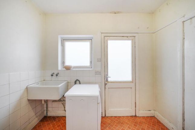 14 Lapstone Gardens - Tapphvjgaohz0Aruhblz.Jpg