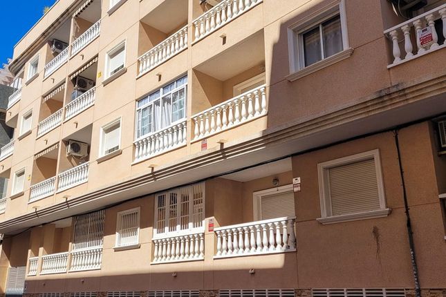 Thumbnail Apartment for sale in Calle Rodrigo De Triana, Guardamar Del Segura, Alicante, Valencia, Spain