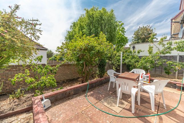 3-bed house on Garratt Road, Edgware, £695,000
